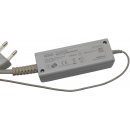 Original Nintendo Netzteil WII U Controller / Game Pad Adapter / Power Supply Grau gebraucht